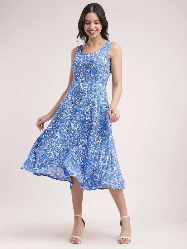 Deal of the Week Fit And Flare Floral Dress - Blue And White
