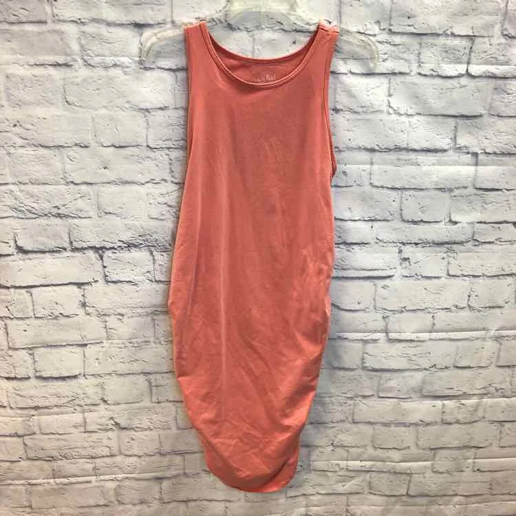 Blowout Deals Isabel Maternity Pink Size M Maternity Dress