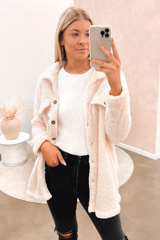 Discount Extravaganza Apollo Cosy Shacket Cream