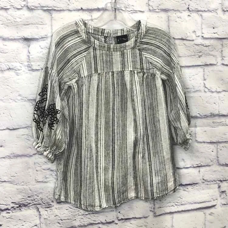 Instant Discount Art Class Stripe Size 2T Girls Dress