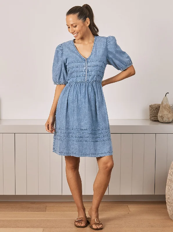 Online Specials Livie Reversible Maternity Denim Dress in Washed Blue