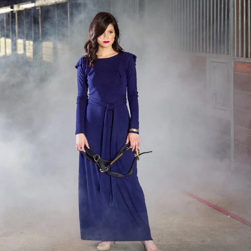 Hurry In Sofia in Navy