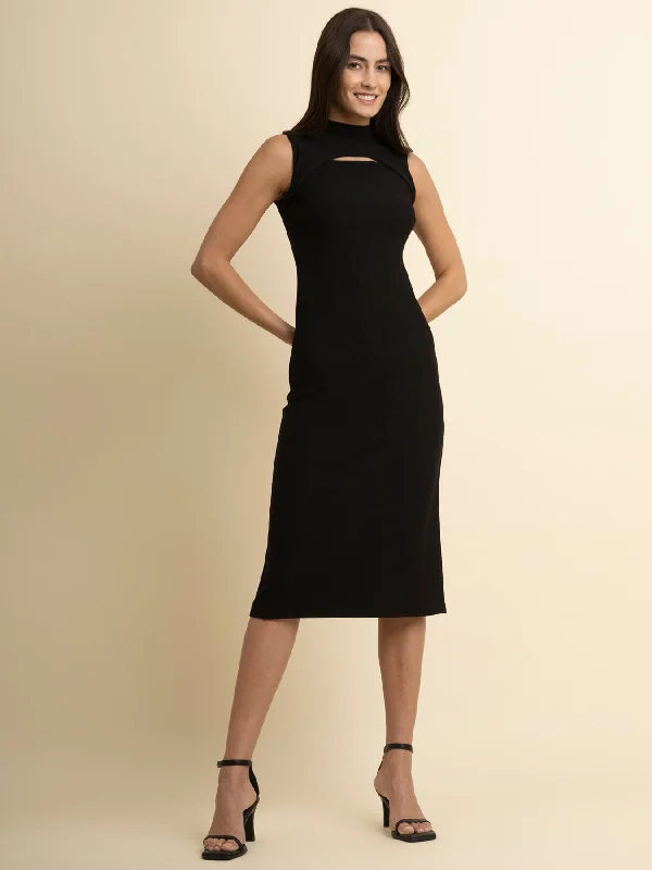 LivIn Cutout Detail Dress - Black