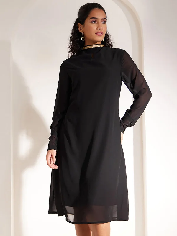 Online Exclusive Lace Detail A-Line Dress - Black