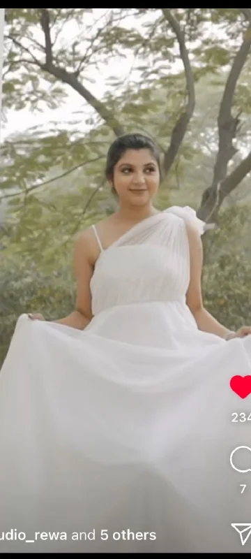 Special Offer W719 , White prewedding One Shoulder Gown, Size (All)