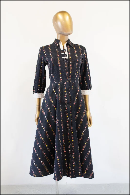 Crazy Savings Vintage 1940s Black Printed Cotton Dress