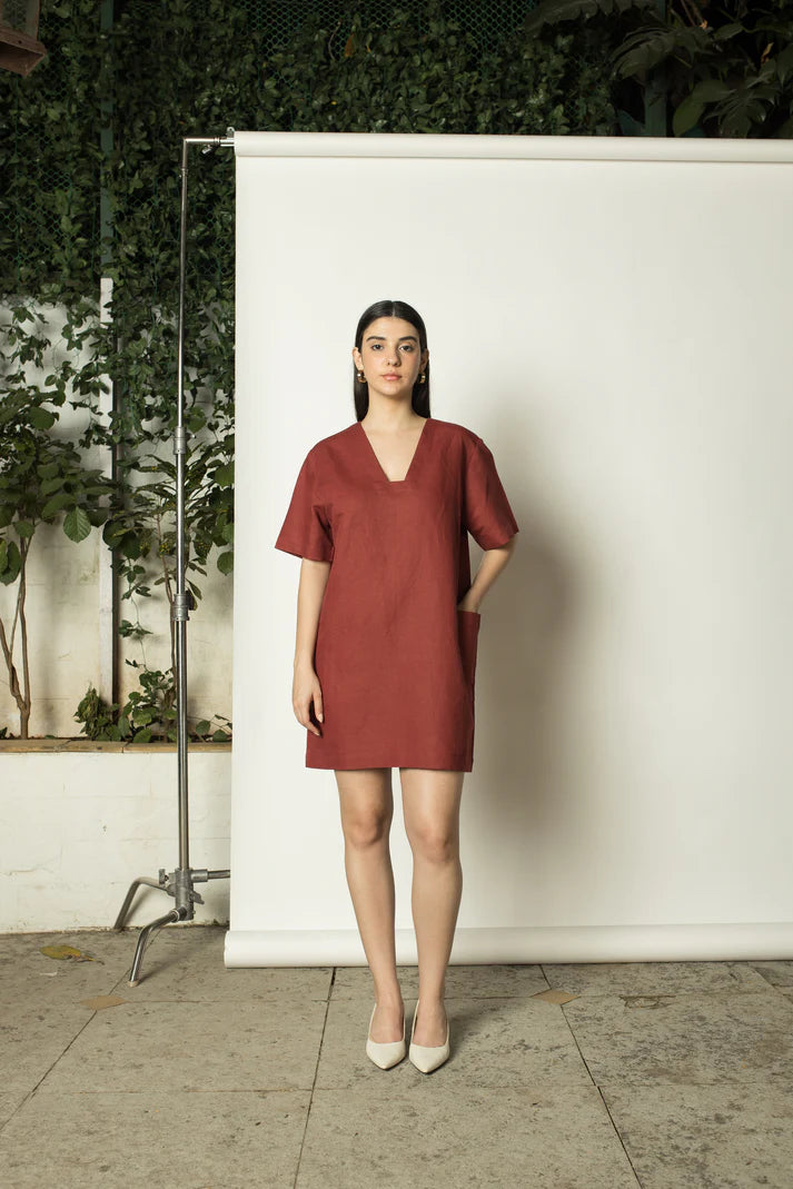Weekend Flash Sale Plunge-Neck Shift Dress