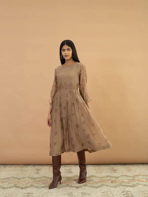 Online Only Oldpine Tier Dress