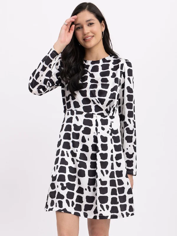 Extra Discounts Satin Monochrome Drape Dress - Black And White