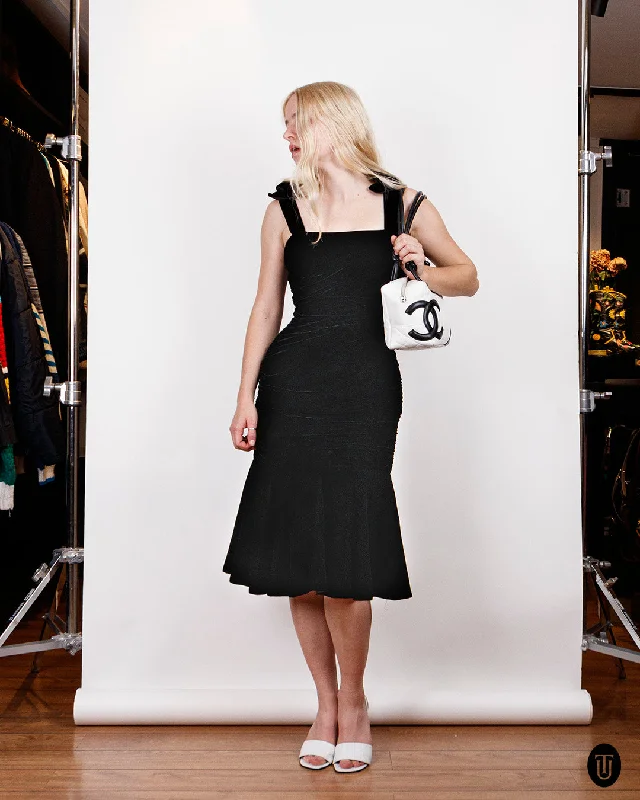 Huge Discounts 1980s Oscar de la Renta Black Velvet Cocktail Dress S