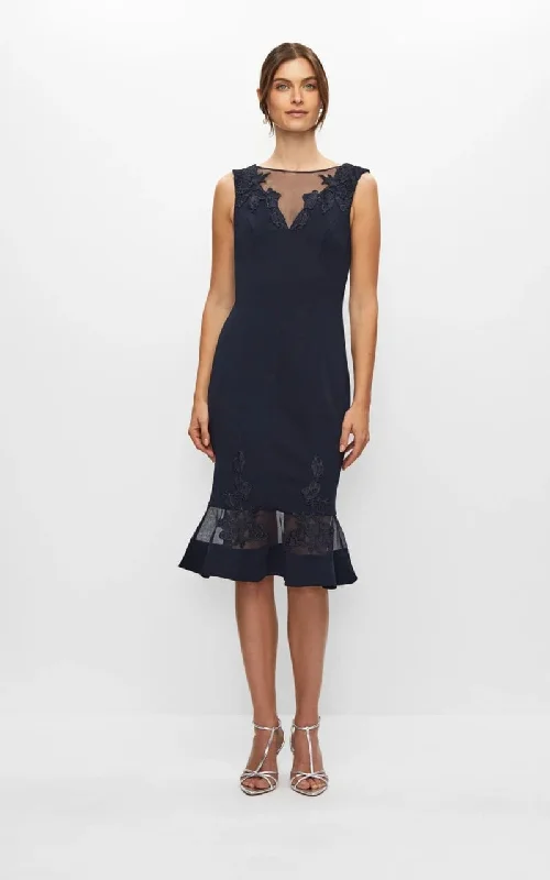 Aidan Mattox- Sleeveless Lace Fit & Flare Dress in Black