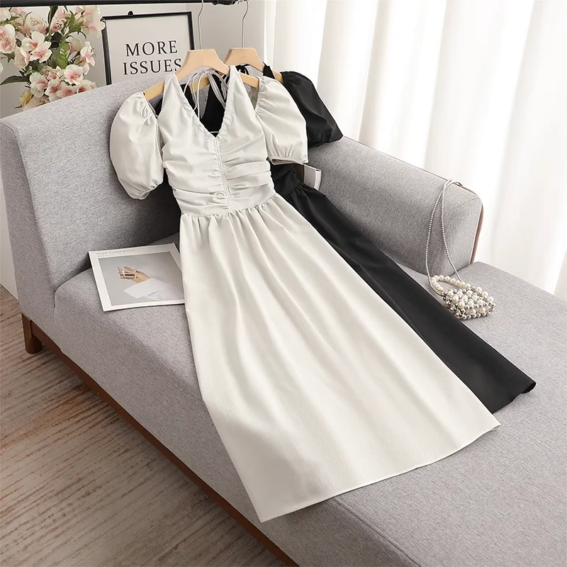 Hurry In Plus Size Korean Halter Look Puff Sleeve Midi Dress