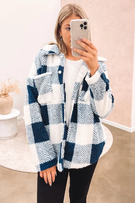 Markdowns Tash Cosy Shacket Blue White