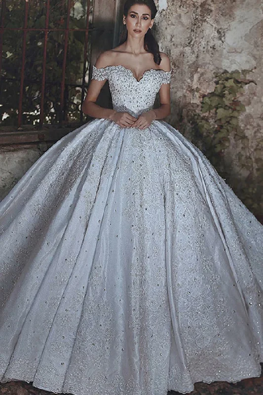 Seasonal Sale Ball Gown Off-the-Shoulder Court Train Ivory Satin Wedding Dress with Appliques JKW9002