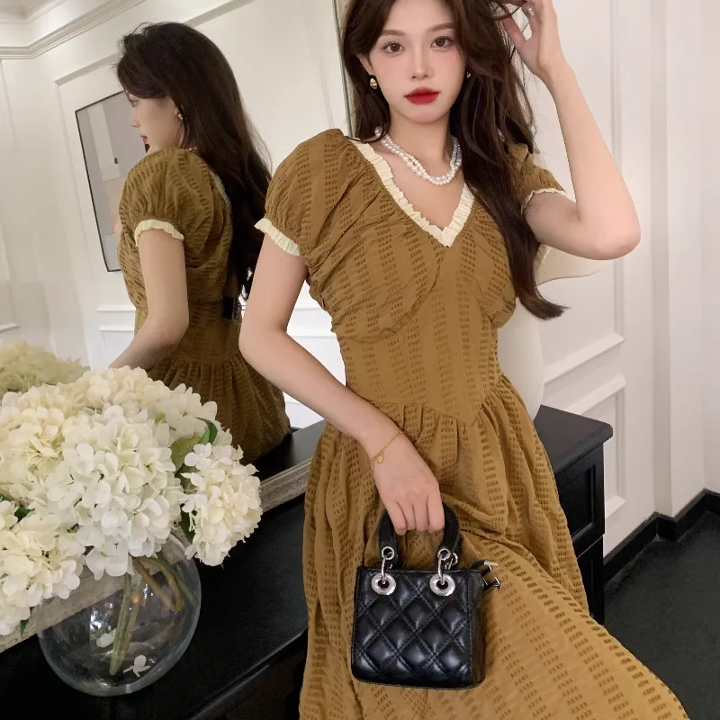 Deep Discounts Plus Size Vintage Midi Dress