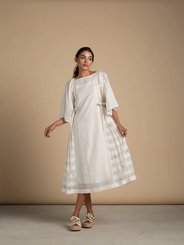 Massive Deals Quaint Days Bow Dress