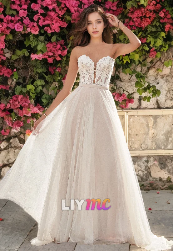 YEAR-End Sale Sweetheart Strapless Lace Appliques Removable Train Beach Wedding Dress YEAR-End Sale Sweetheart Strapless Lace Appliques Removable Train Beach Wedding Dress