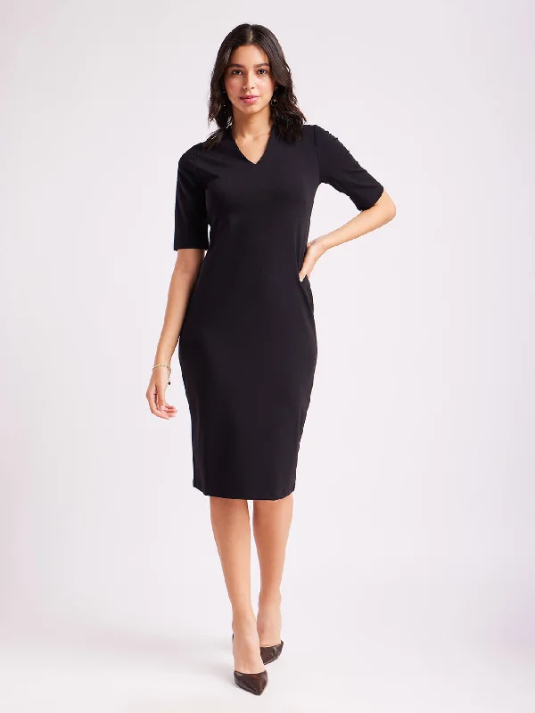 LivIn Shift V-Neck Dress - Black