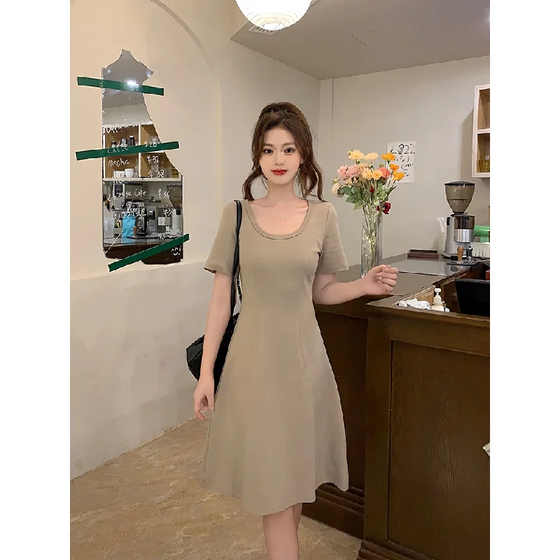Online Exclusive Plus Size Basic U Neck Skater Dress