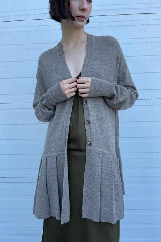 Pleat Cardigan in Rock