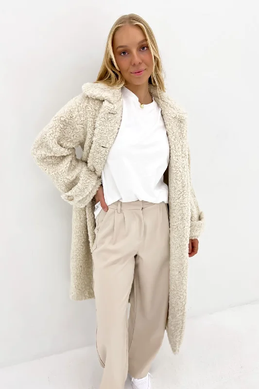 Hurry In Oslo Teddy Coat Cream