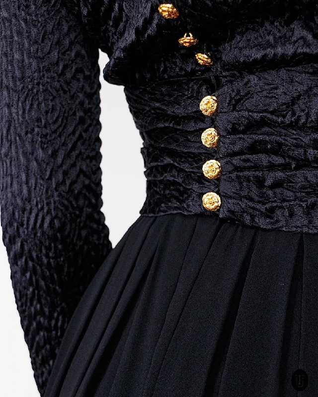 Steals and Deals 1980s Chanel Black Dress S