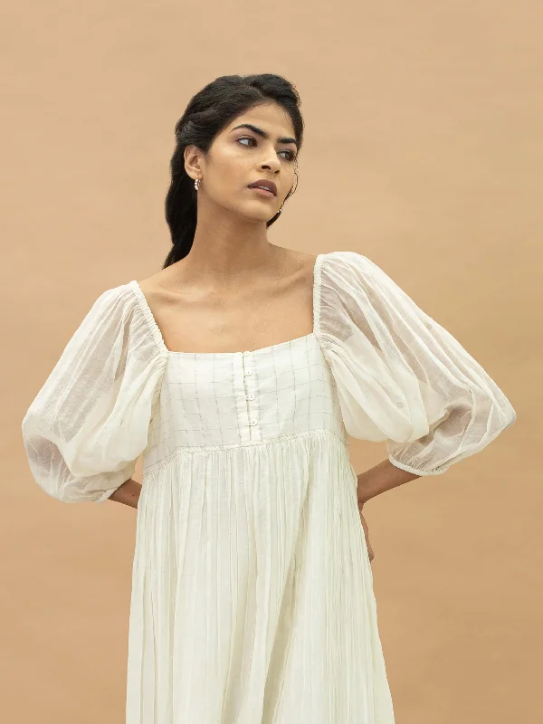 Act Fast Sparkling Brook Dress